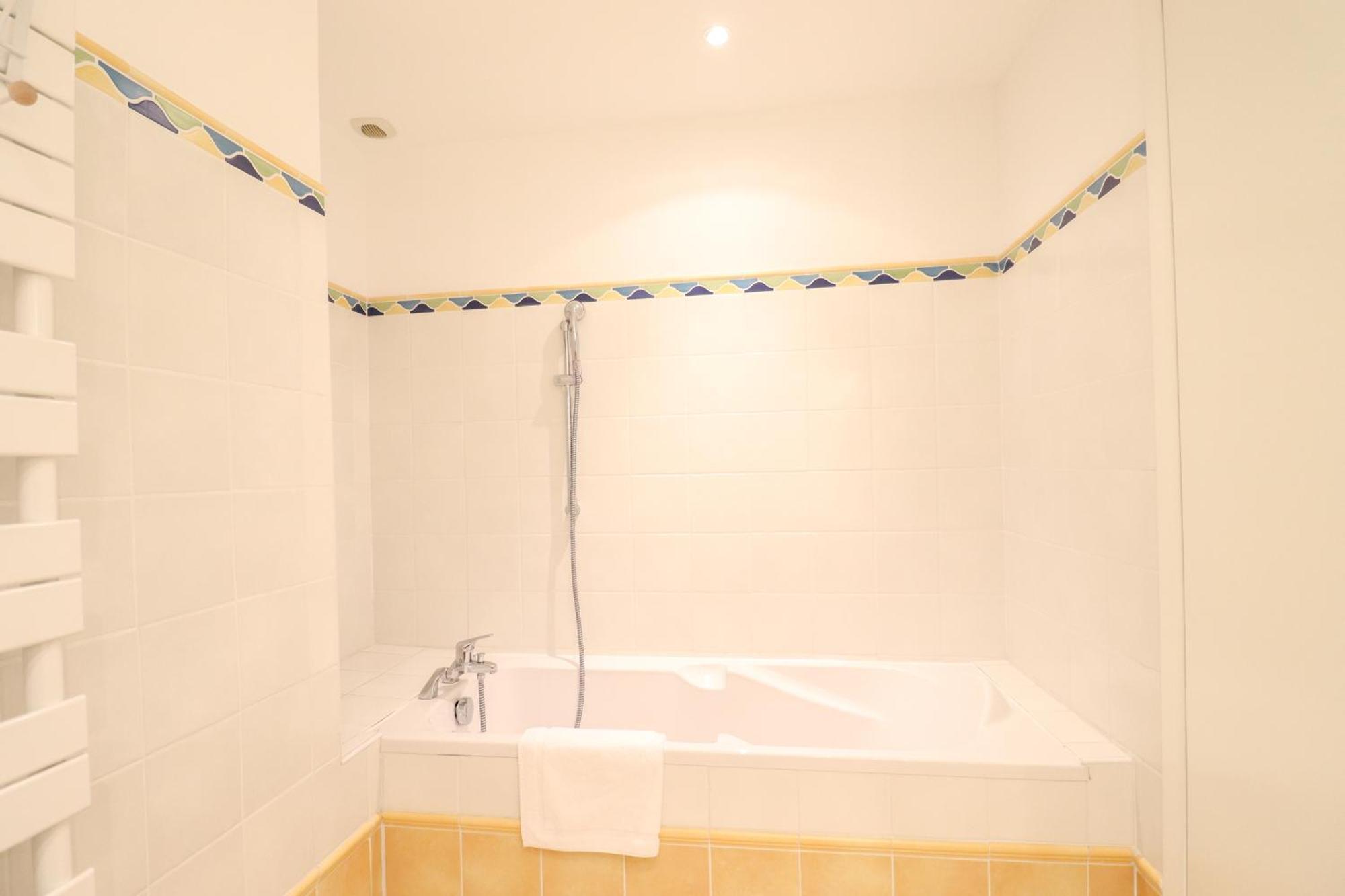 Residence Buttura Кан Екстериор снимка